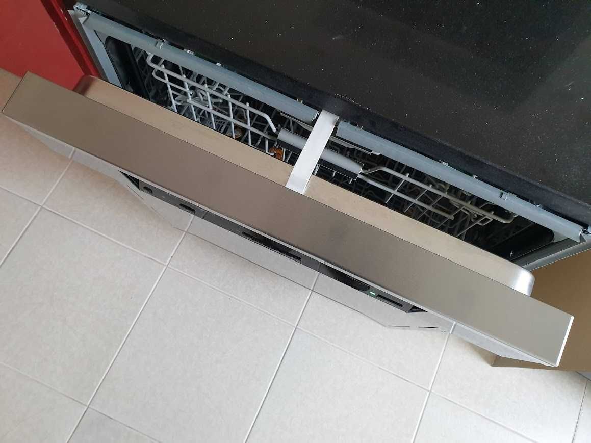 XXL - LED Wi-Fi Чернo Miele Auto Open Съдомиялна - Частично Вграждане