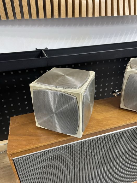Vand / schimb boxe vintage grundig audiorama 700 si subwoofer hifi duo