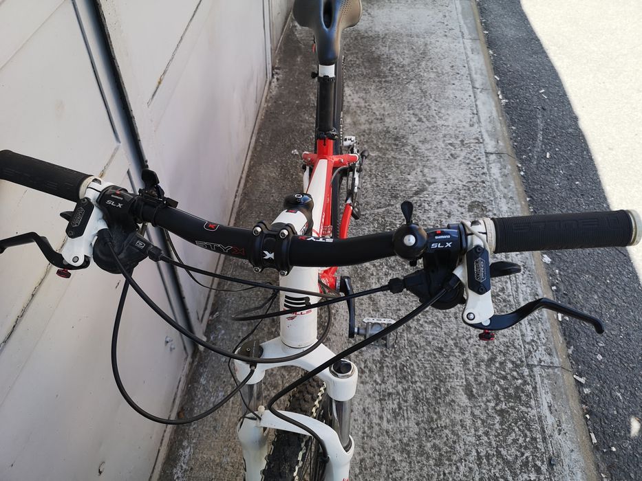 Bicicleta Bulls king boa mtb hardtail shimano mountain bikeschwalbe