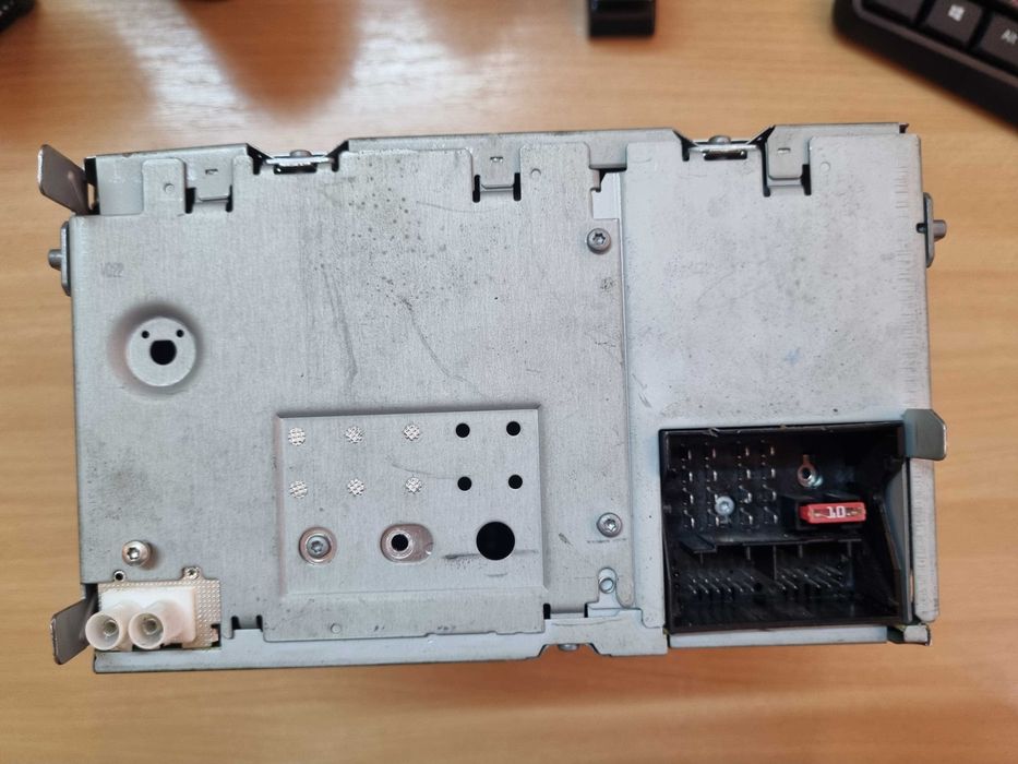 CD с радио за VW Touran.