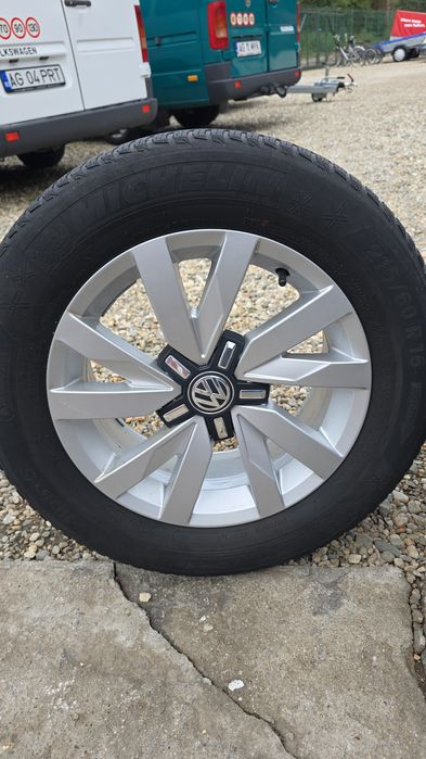 Jante Originale Passat B8 215 60 r16 , gume de iarna Michelin
