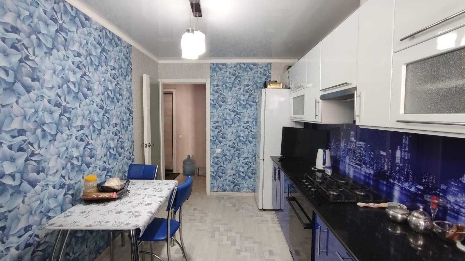 *Продам 4 комн. квартиру 17 мкр-н. Помощь в ипотеке  ТОРГ
