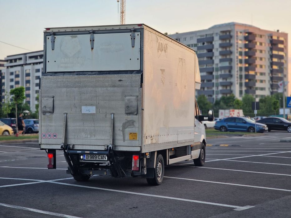 Vând Mercedes Benz sprinter 2.2  cub+ lift 2009
