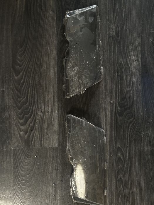 Стъкла за фарове е46 седан/комби преди фейс BOSCH