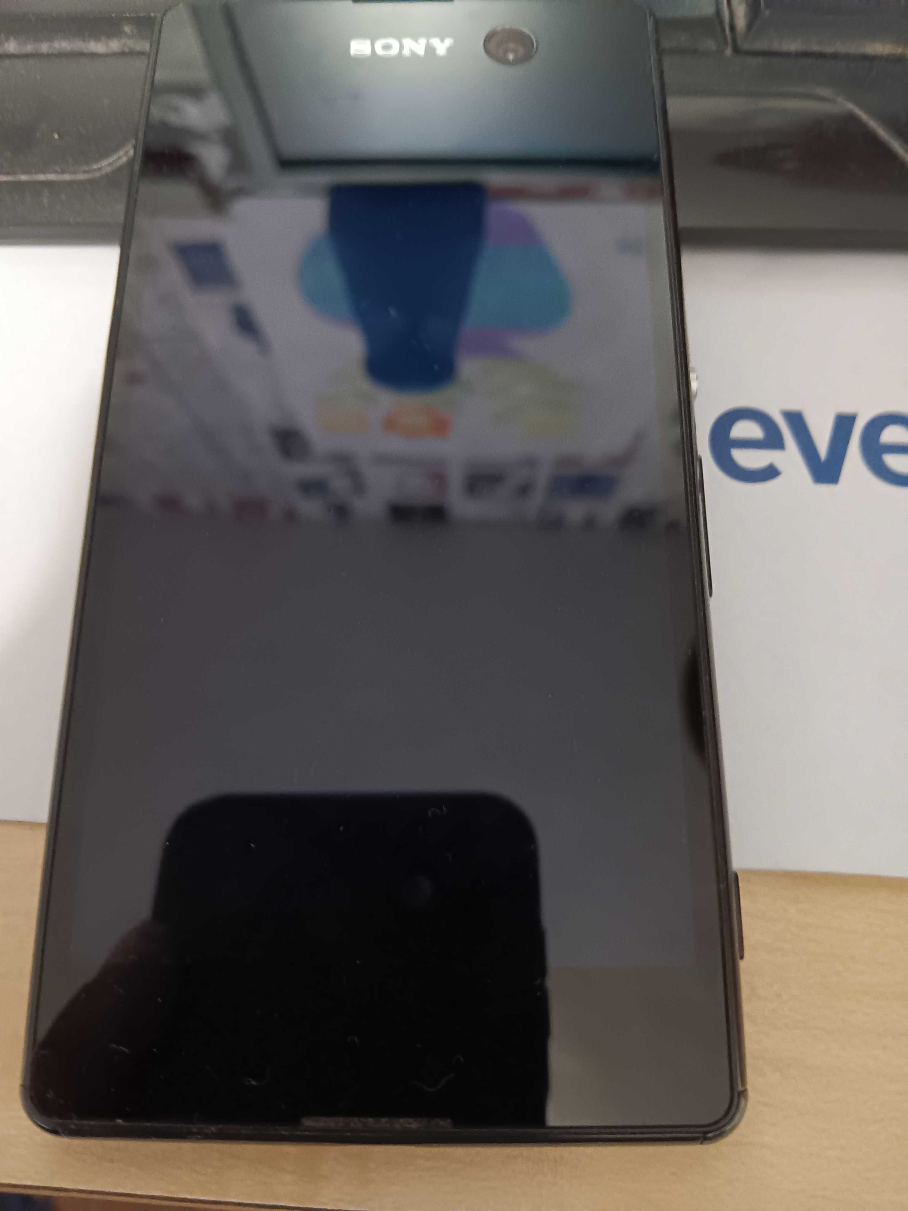 Телефон Sony XPeria