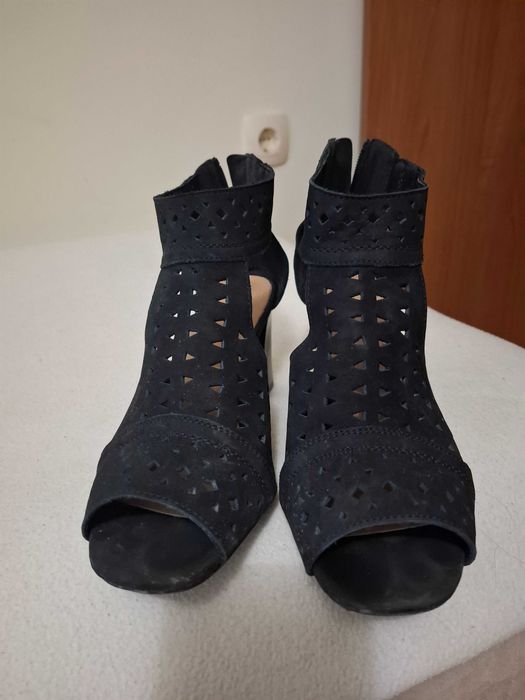 Сандали Ласоки, тип бота