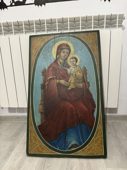 Superbaaa ! Icoana veche, pictata pe lemn, dimensiuni 79 cm / 48 cm !