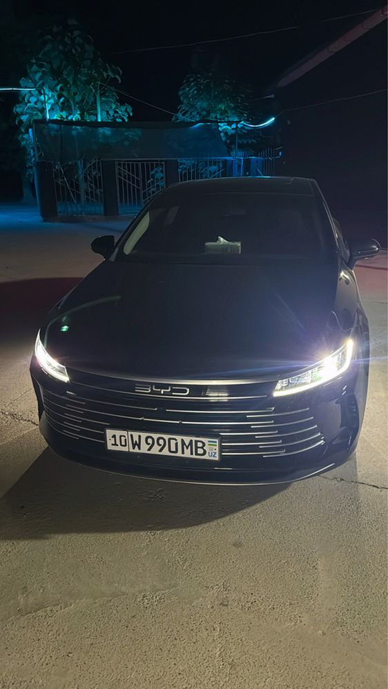 BYD ChazorDM-i 55 2 pozitsiya