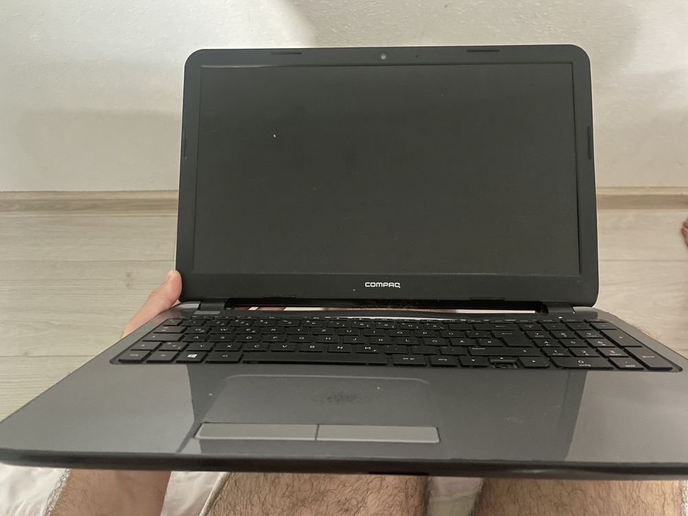 Vând laptop pentru piese Acer 15-h039sg