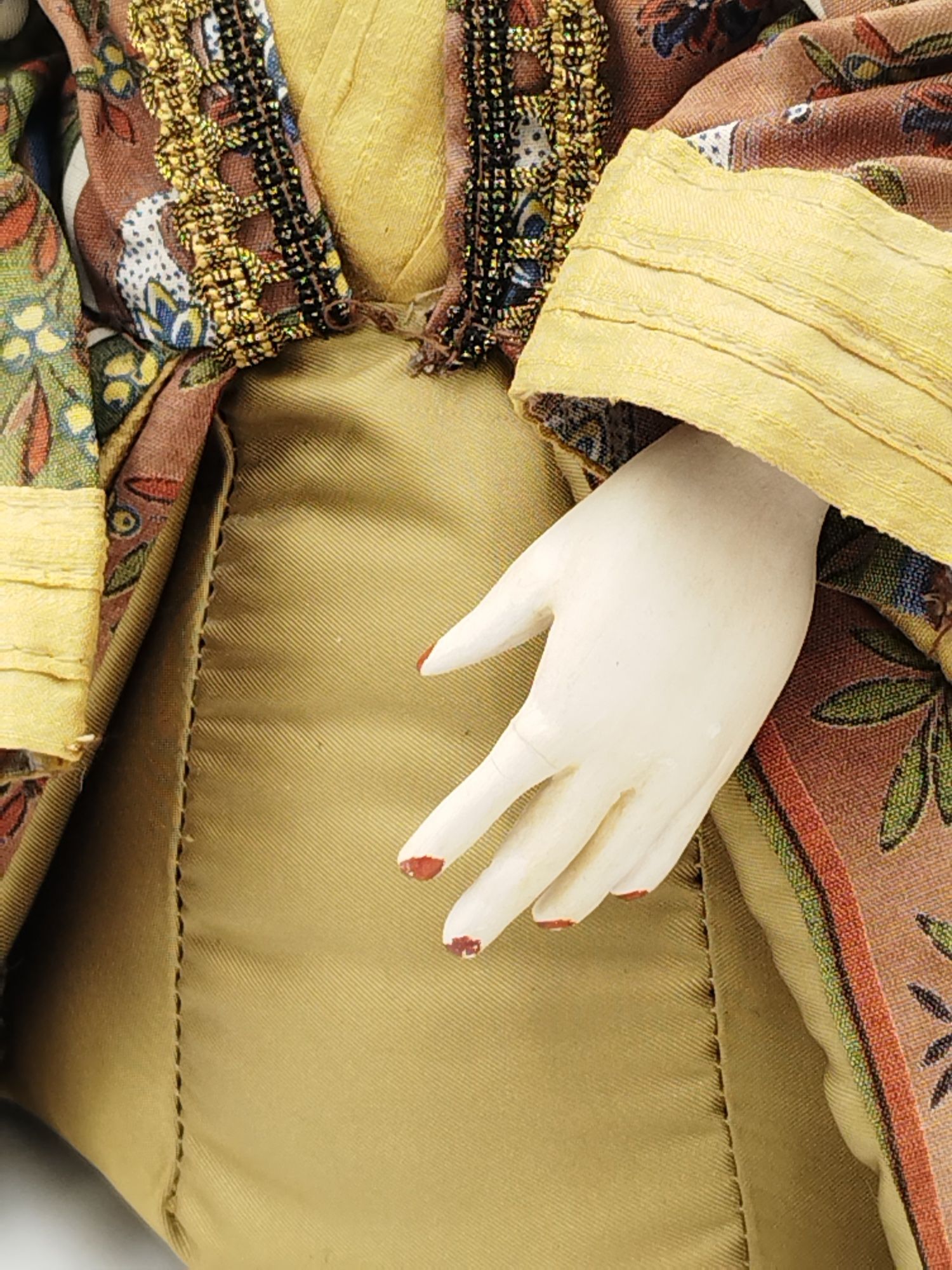 Японска винтидж кукла Хи́на (Hina doll).