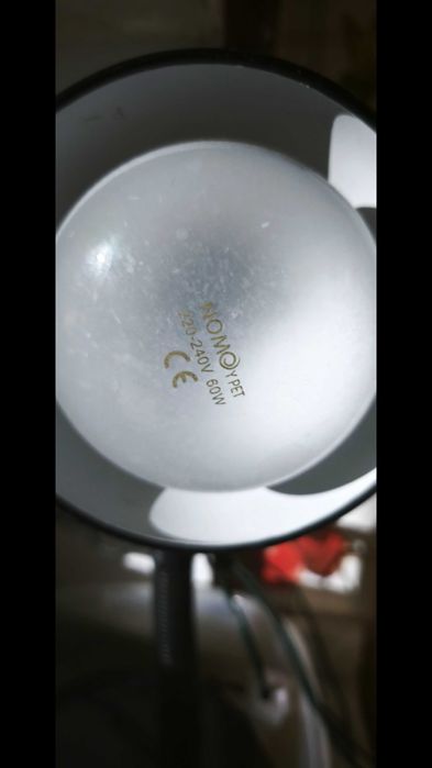 Vand lampa UVA + UVB de 60 W pt terariu