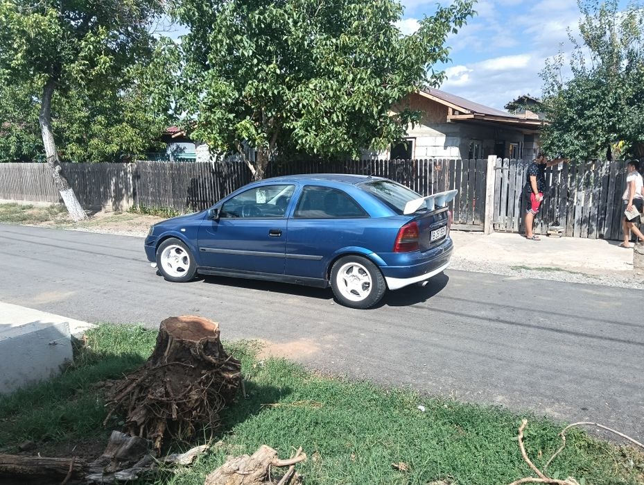 Vând Opel Astra g și ATV