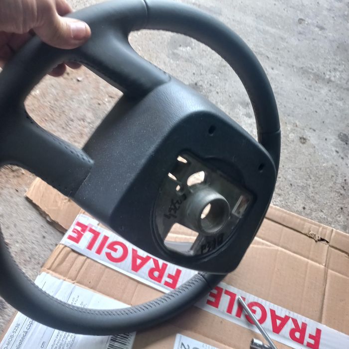 Volan mercedes impecabil