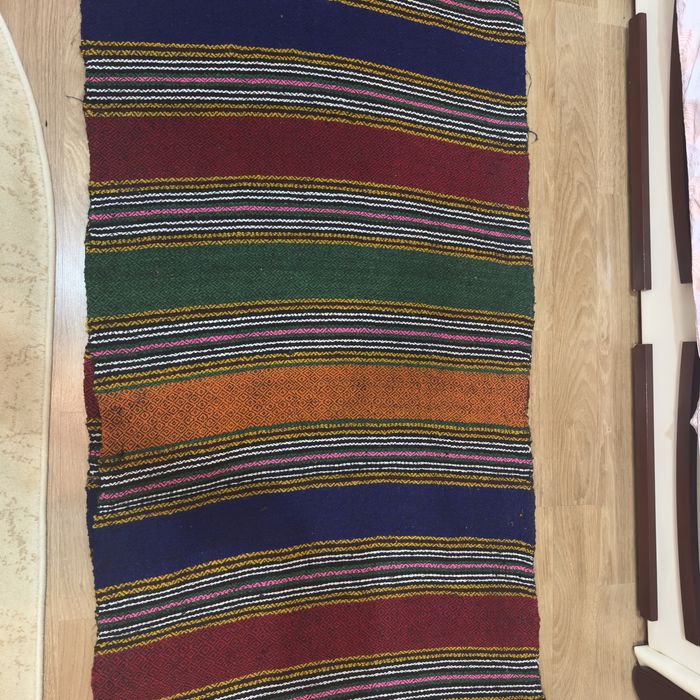 Traversa țesuta la razboi