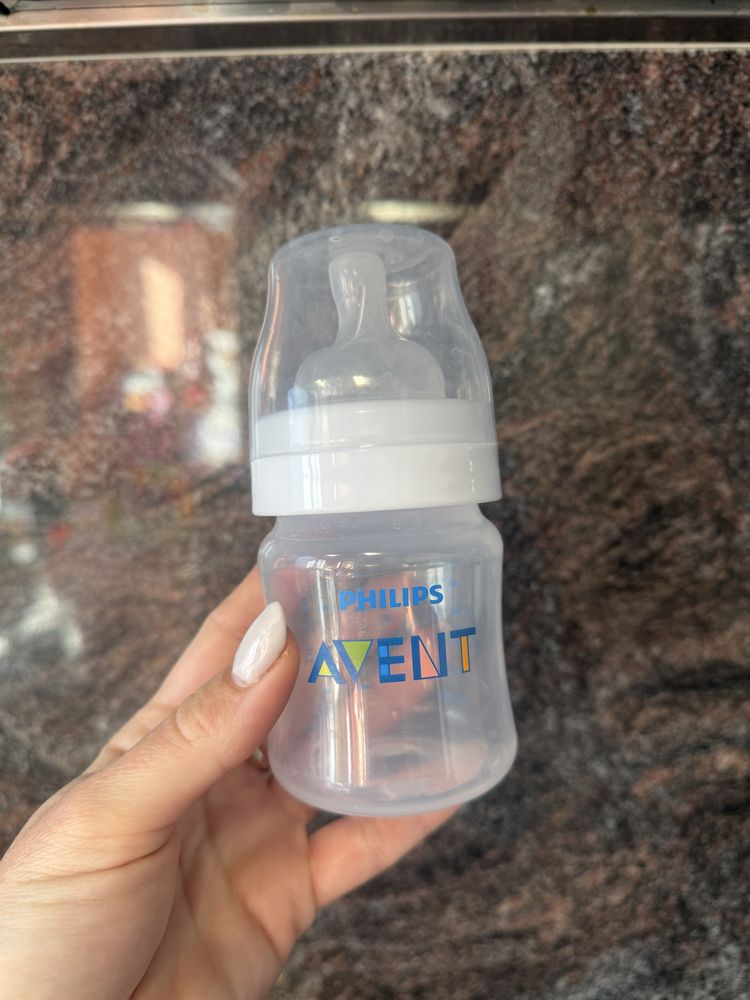 Ръчна помпа за кърма Philips Avent- Natural Motion + подарък