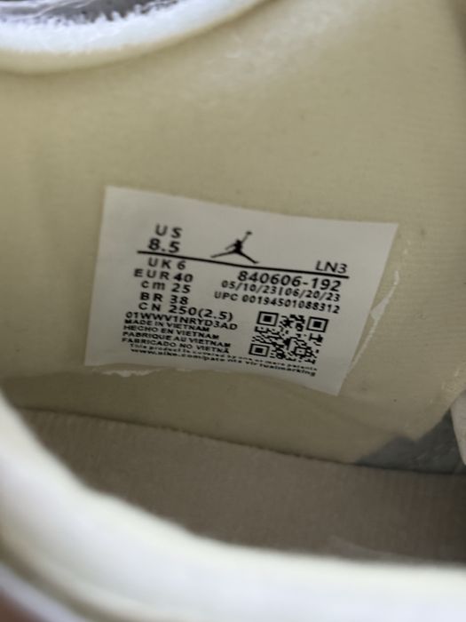 Jordan 4 marimea 40 41 42