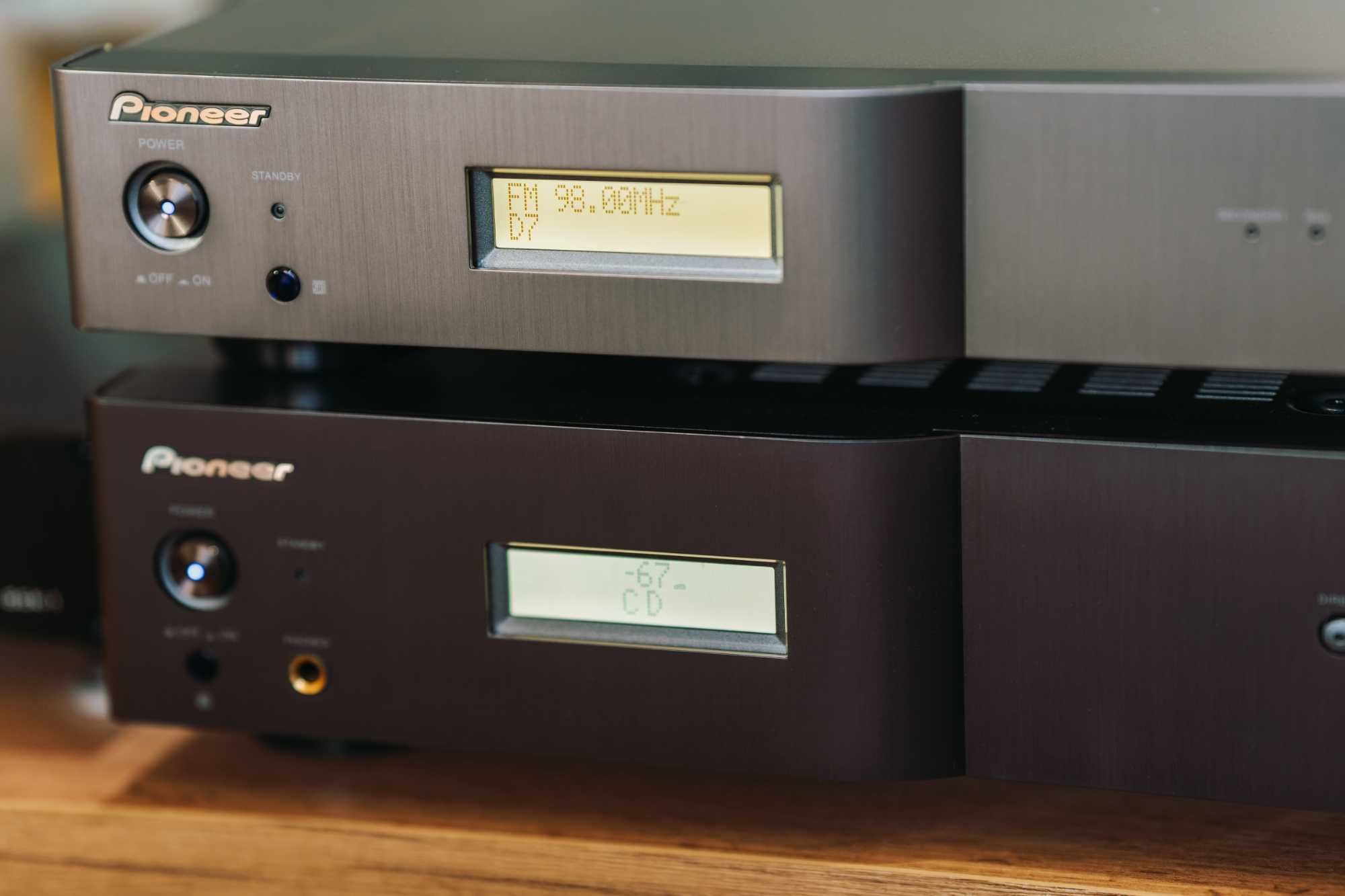 Pioneer A-A6-j + Pioneer F-F6-j