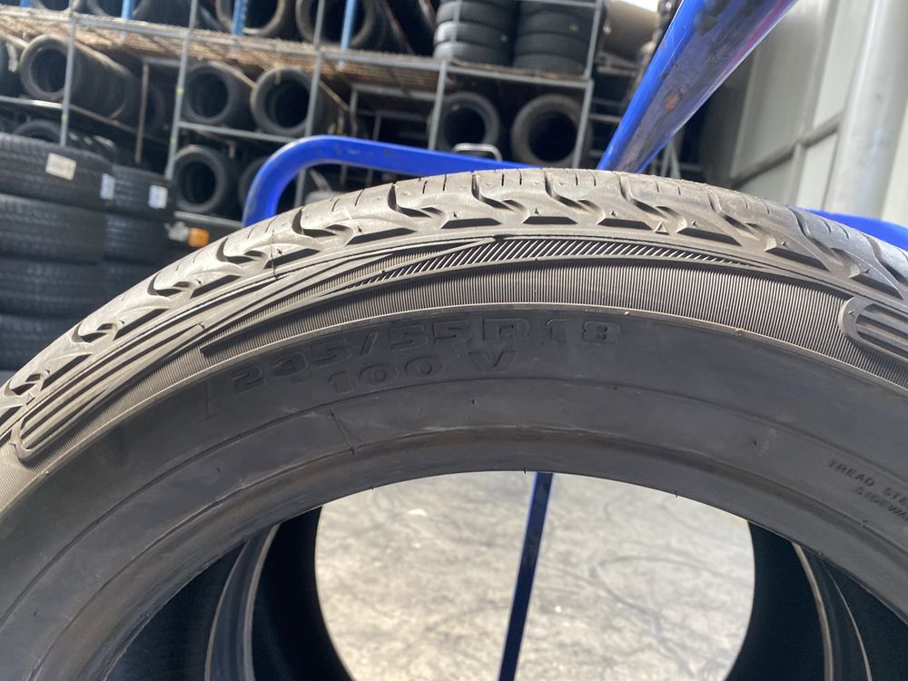 235/55/18 Kumho Vara