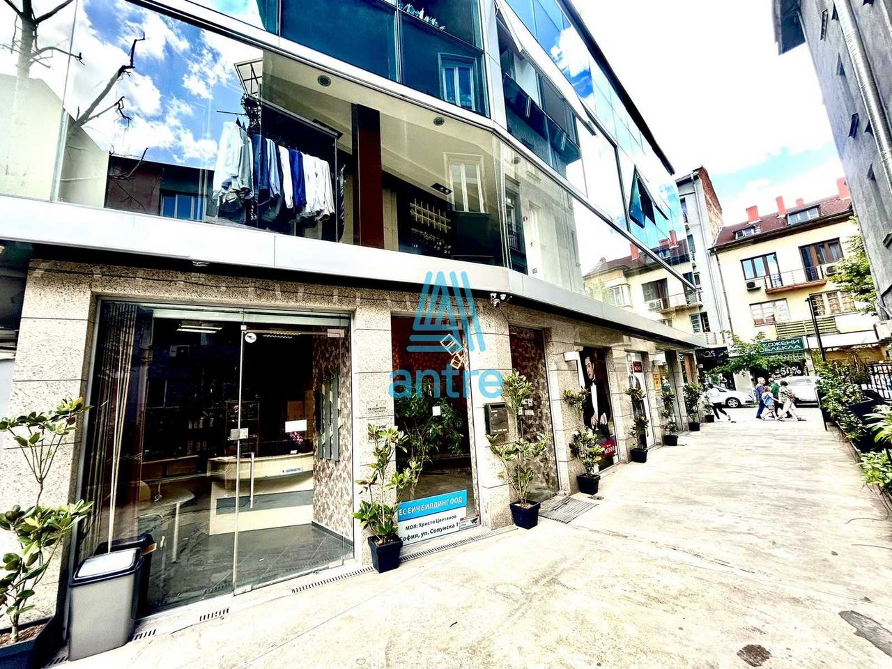 Дава се под наем Офис в София, Център - 135 кв.м за 4200 € - Снимка #12