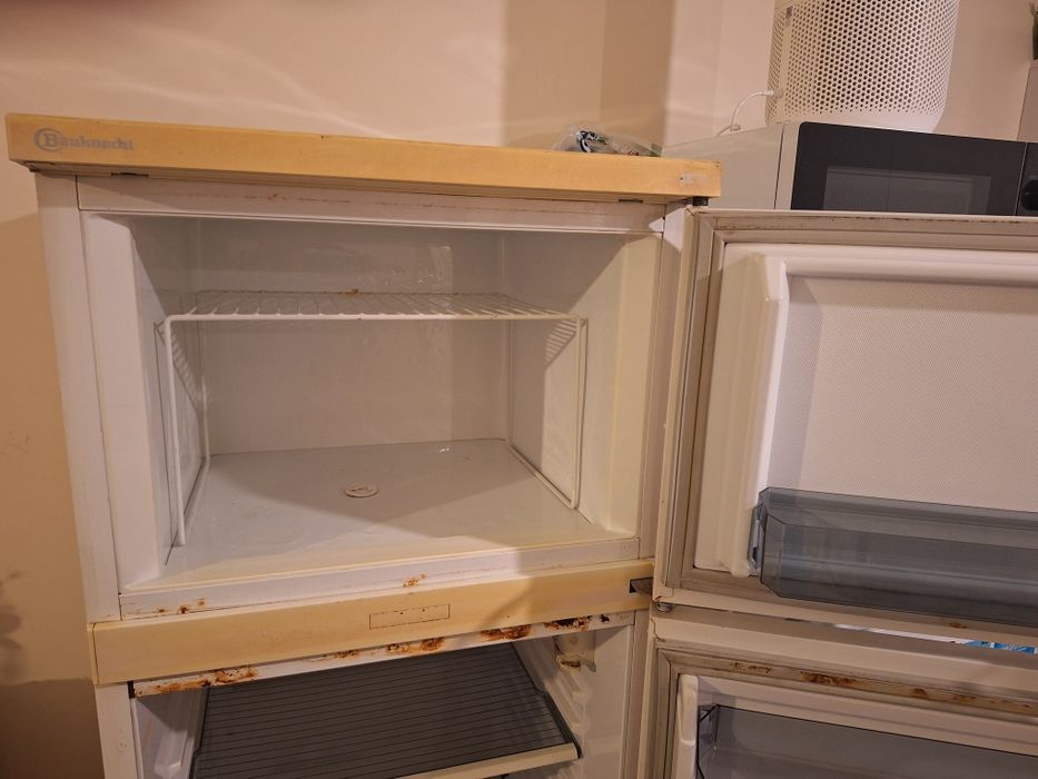 Хладилник с фризер