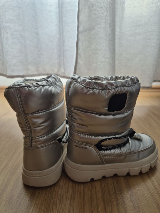 Ghetute Geox marimea 25