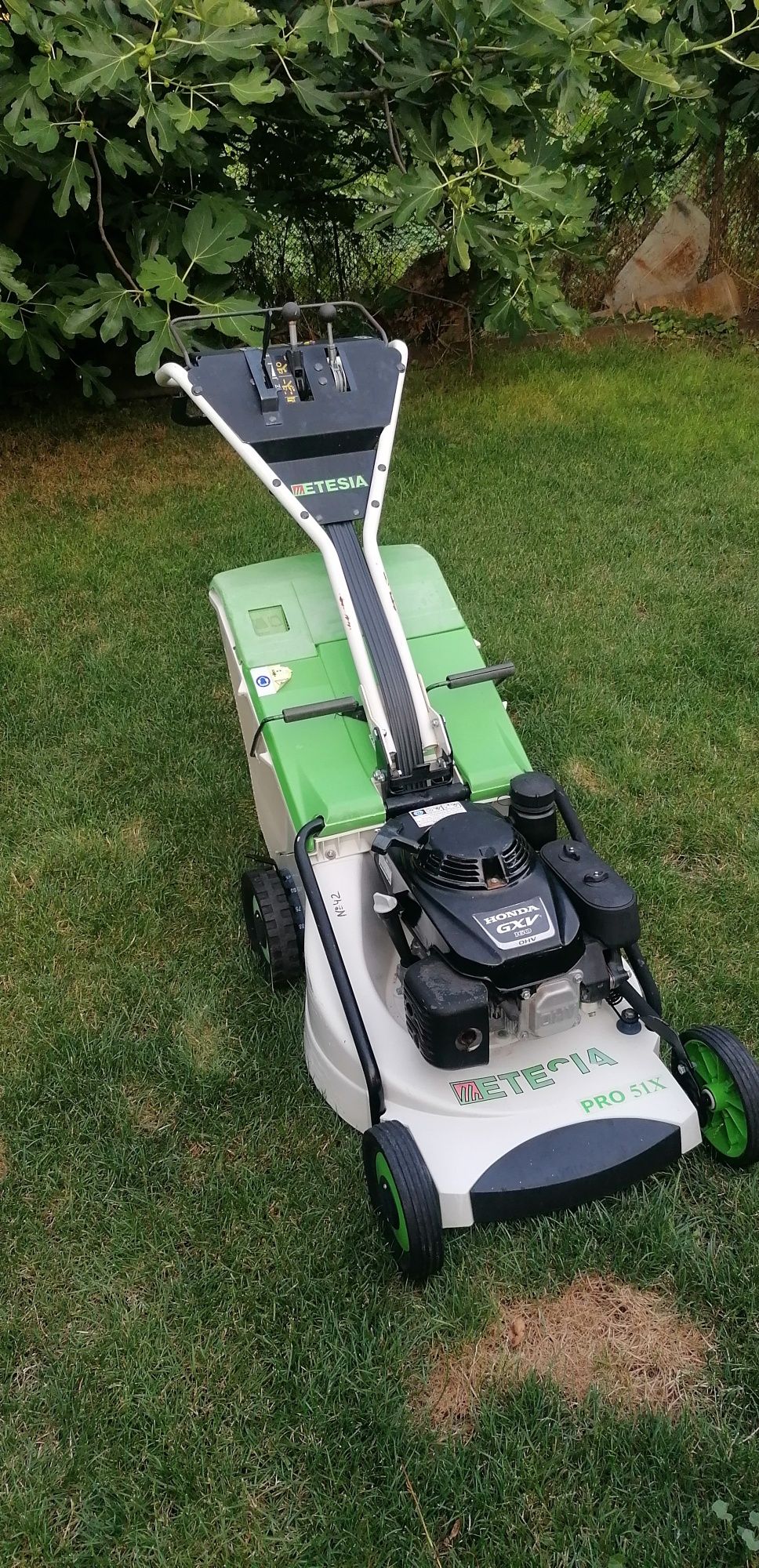 Самоходна косачка ETESIA