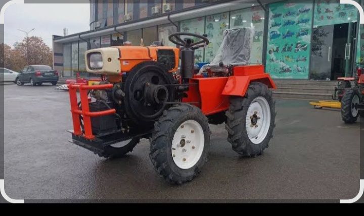Mini traktor Zubr11 05