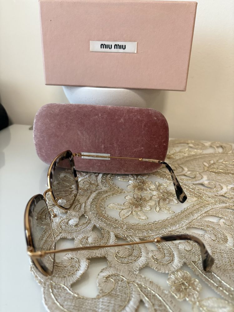 Слънчеви очила Miu miu SMU 52Q