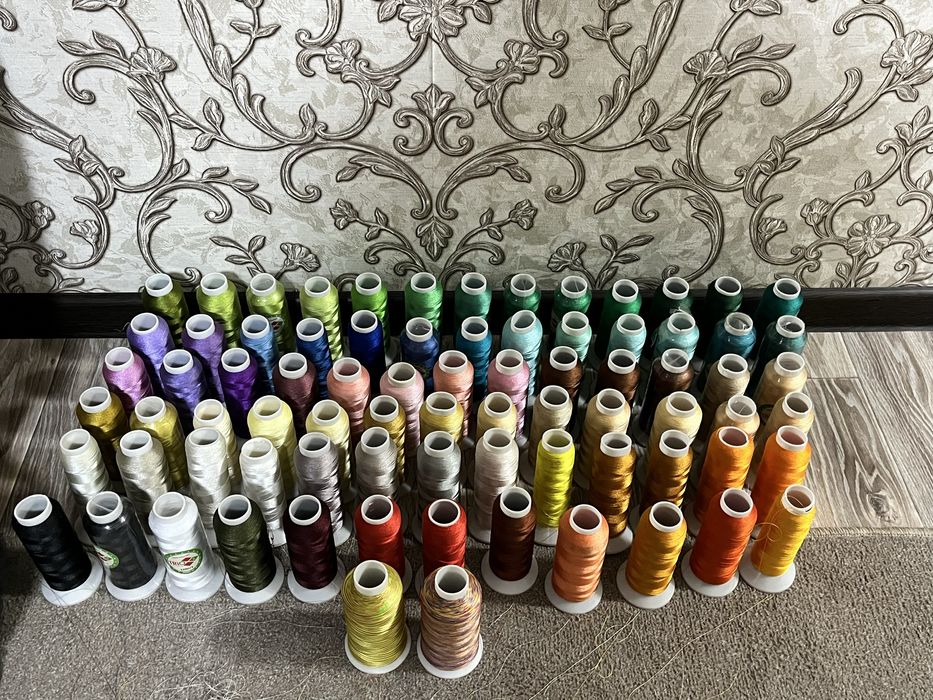 Продам швейные нитки для вышивки Trio