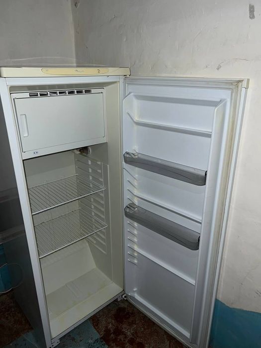 Продается холодильник ДНЕПР