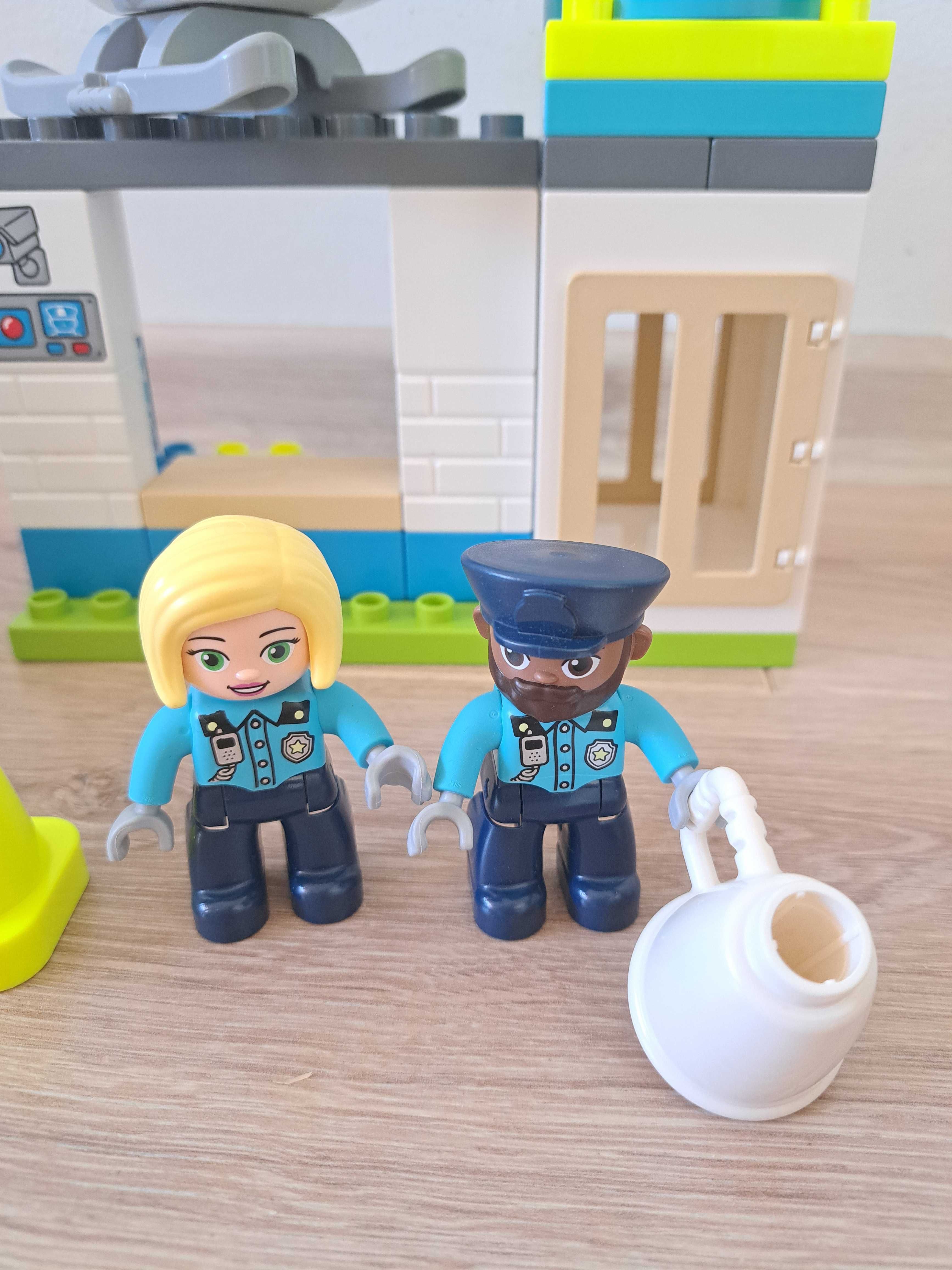 Конструктор LEGO DUPLO Мисия с космическа совалка 10944