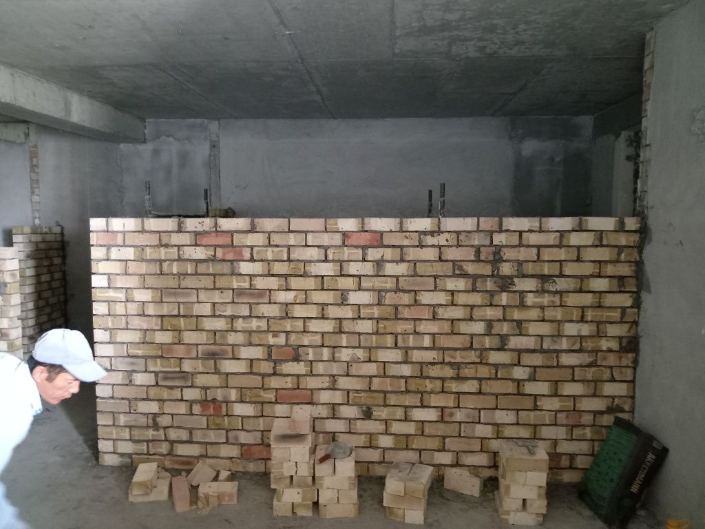 Аблисофка кирпич на балконе. Balkonga ablisofka g'isht teramiz...