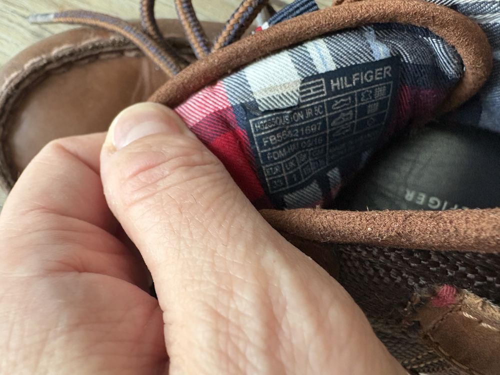 Ghete piele marimea 33  Tommy Hilfiger
