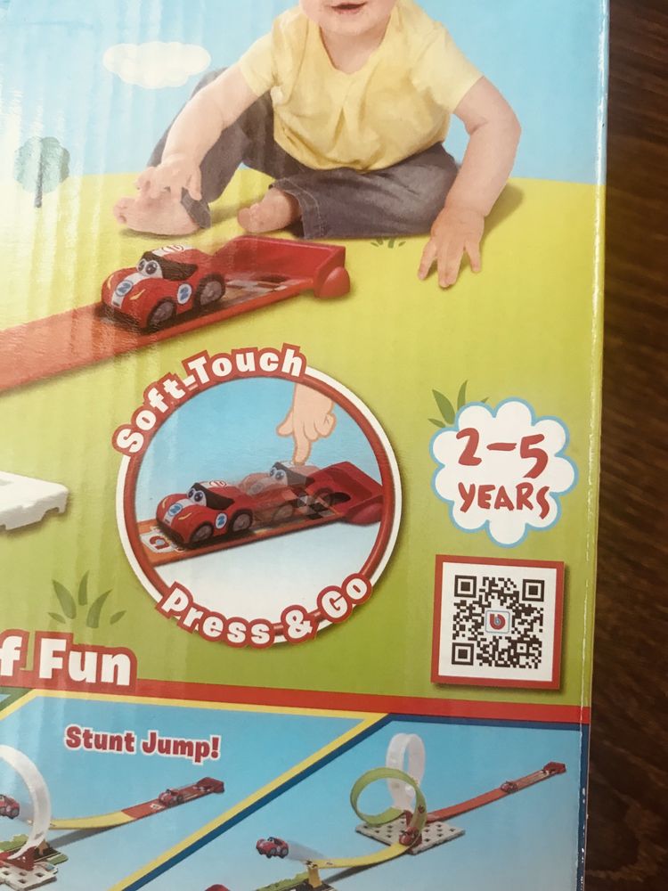 Играчка със състезателна кола и писта 2-5 годинки JUNIOR