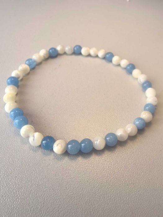 Гривни с кауза за лечение