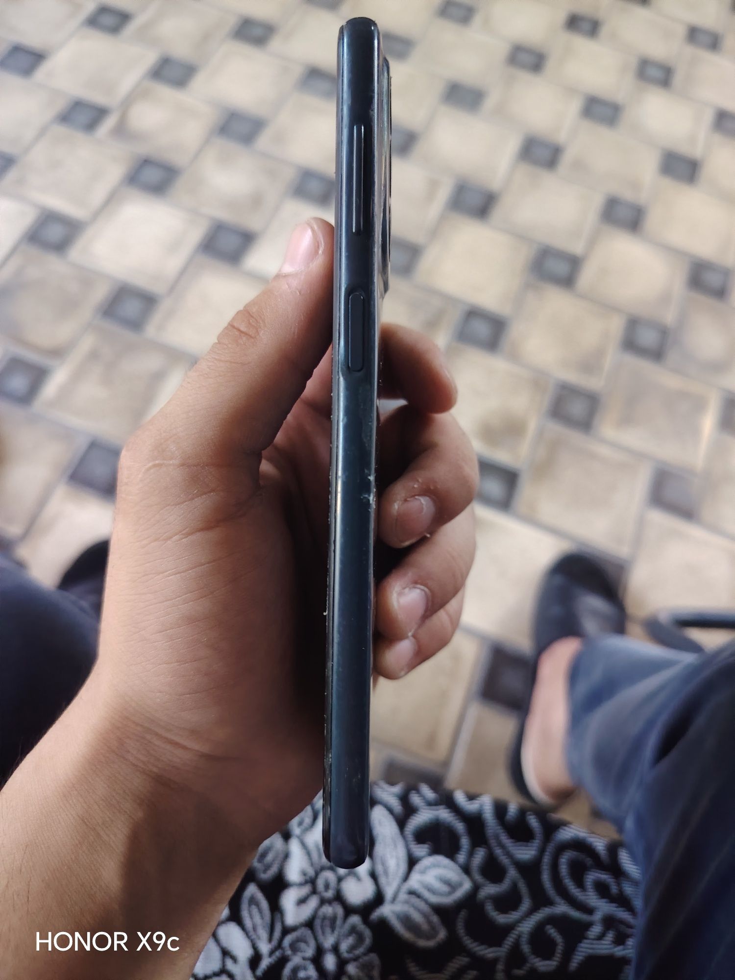 samsung a32 sotlad holat yaxw