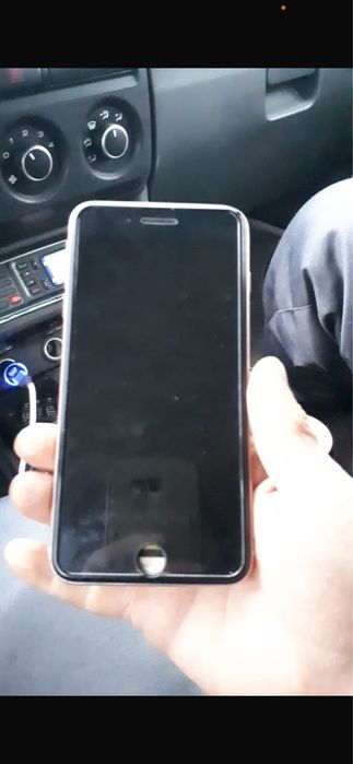 Айфон 8+ сатылады