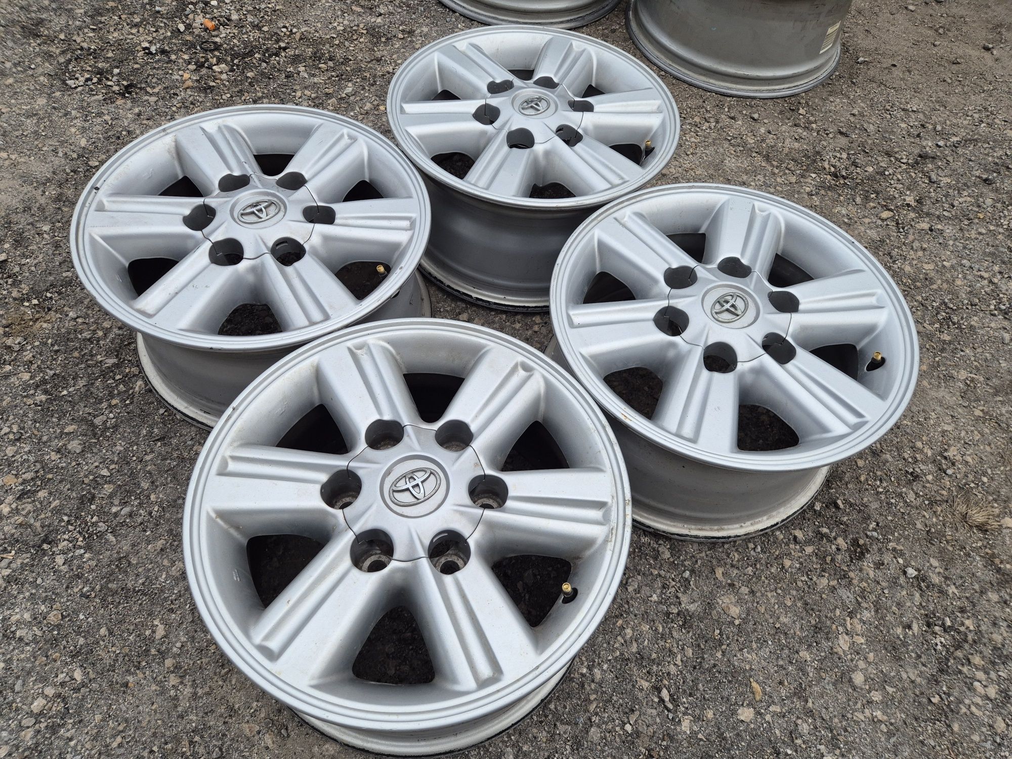 6х139.7/15 Toyota Hillux Land Cruiser Mitsubishi Suzuki 6х139.7/15