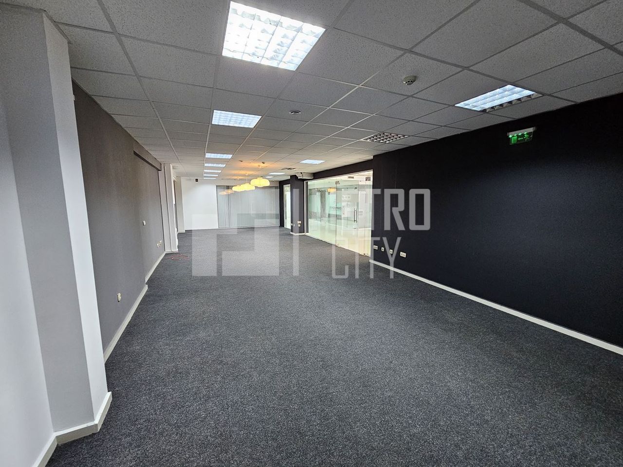 Дава се под наем Офис в София, Младост 3 - 418 кв.м за 3672 € - Снимка #7