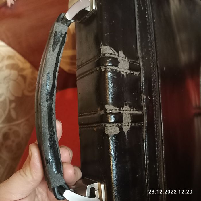 Обмен на батончик Баунти.Мужская сумка для ноутбука