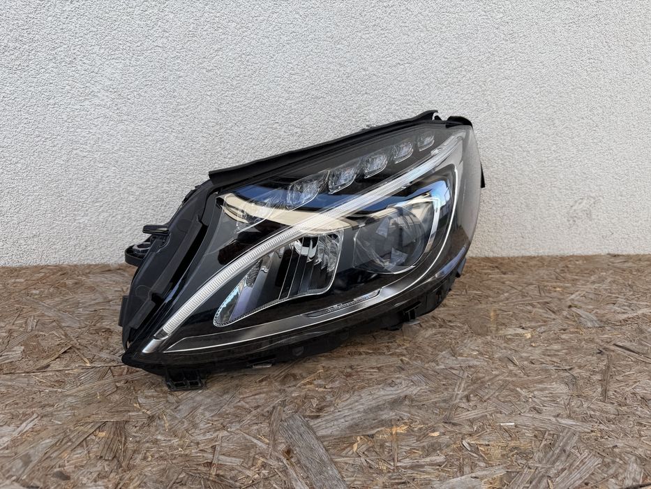 Far stanga Mercedes C Class W205 LED High Performance Original