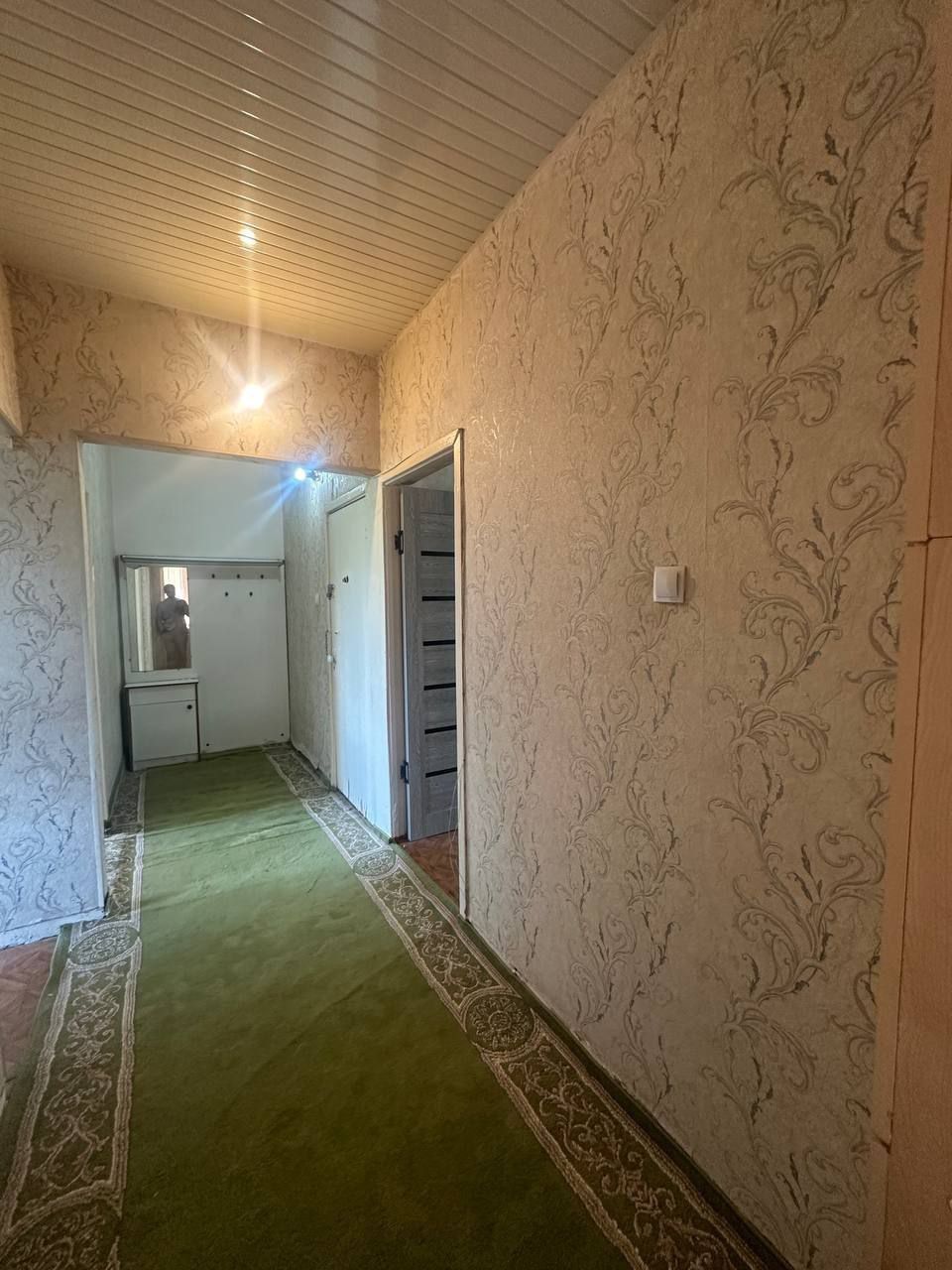 Мирабад район. Куйлюк-4 массив. 2х комн. 58м².
