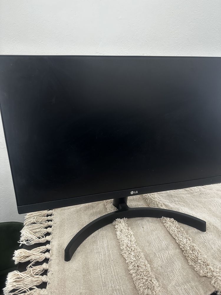Монитор LG 22MK600M-B