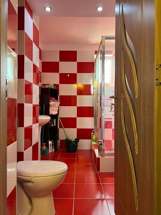 Vând apartament cu 2 camere