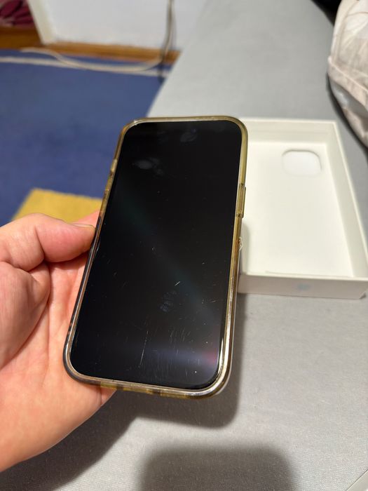 Schimb iPhone 15 128gb cu Jbl Partybox 320