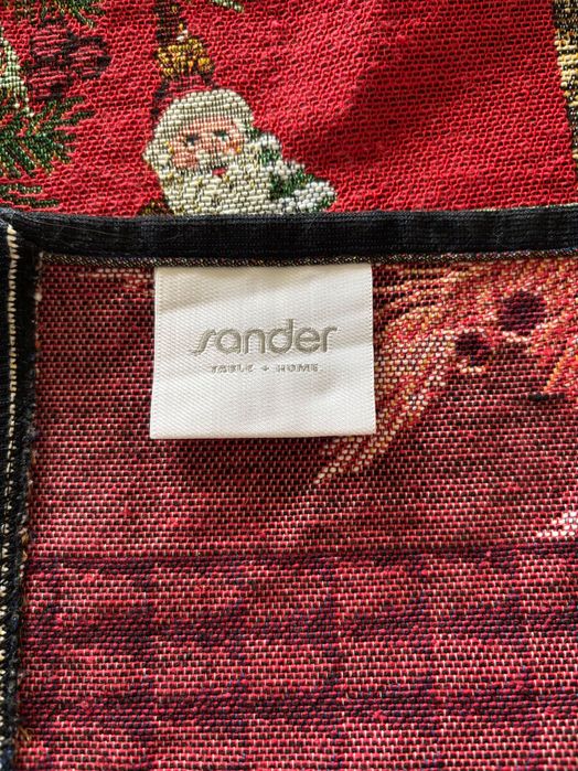 Коледен тишлайфер от Bed Bath & Table