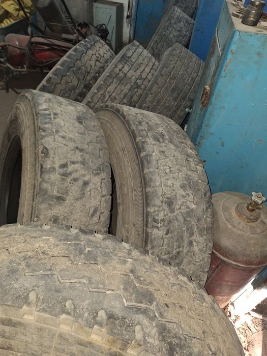 Продам бу шины 295/80R22.5