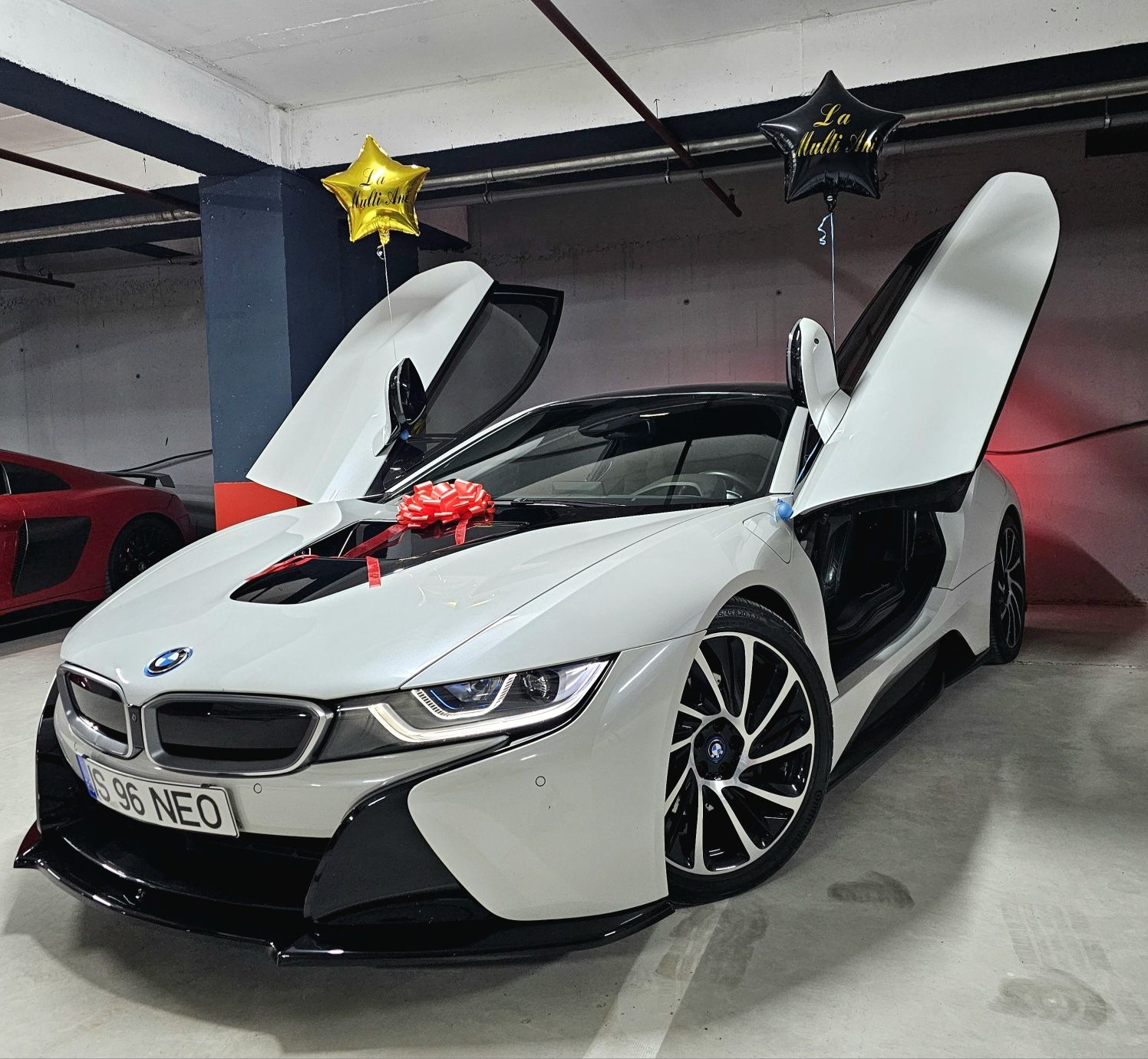 BMW i8 2016 impecabil Full Option 64.000 km reali fara accident