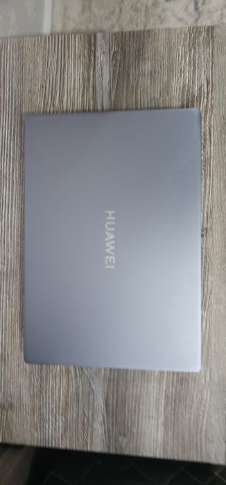 Huawei ноутбук..