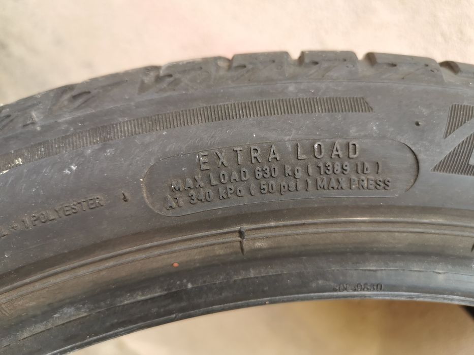 Летни гуми Bridgestone 225 40 18 DOT 0521